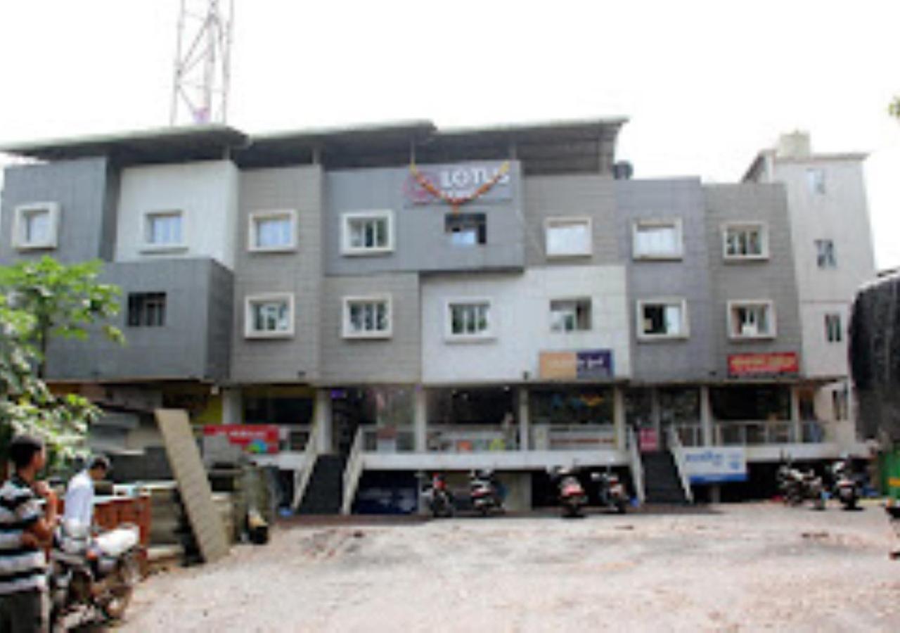 Lotus Lodge Kalmath Kankavali المظهر الخارجي الصورة