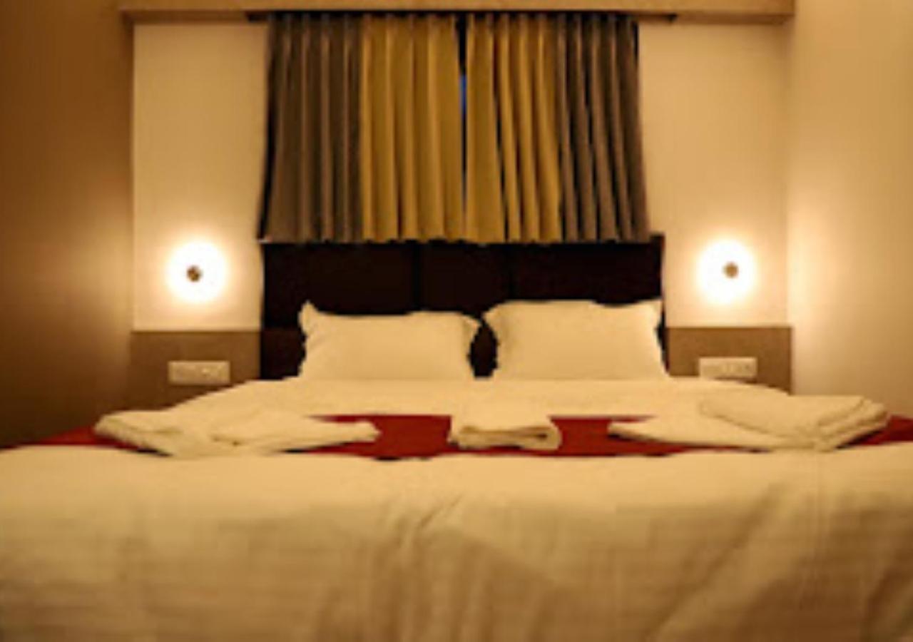 Lotus Lodge Kalmath Kankavali المظهر الخارجي الصورة